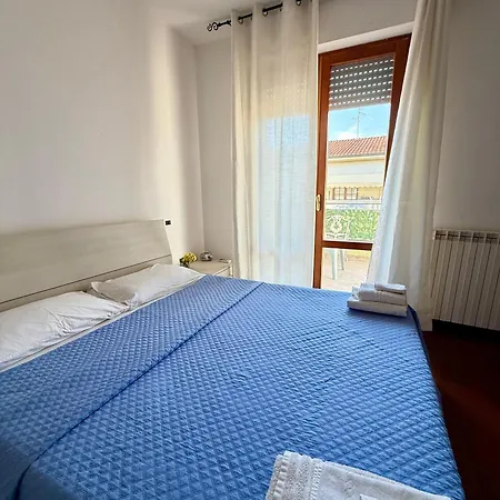 Sogno Di Mezza Estate Rooms E Apartments * ヴィアレッジョ